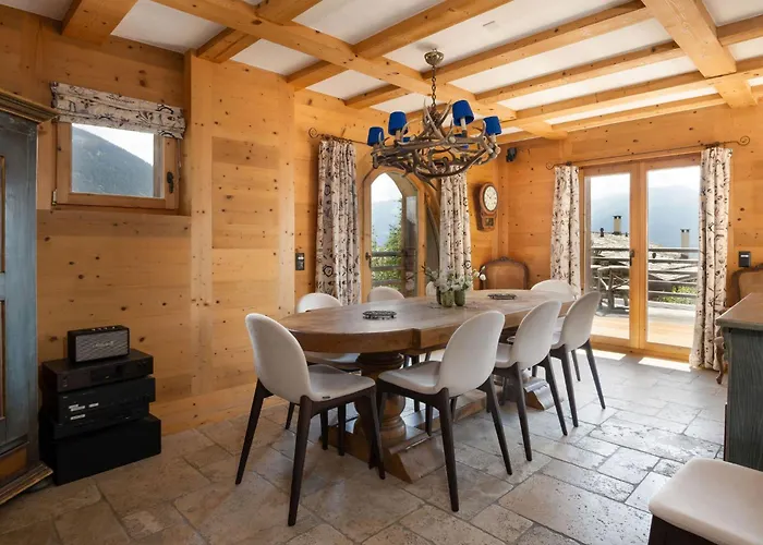 Jenna - By Emerald Alpehytte Verbier