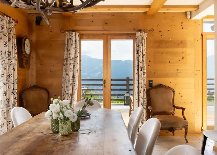 Alpehytte Jenna - By Emerald *