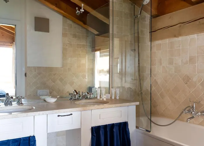 木屋 Jenna - By Emerald 韦尔比耶