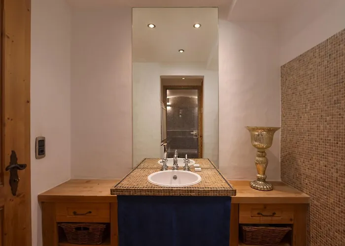 Jenna - By Emerald 韦尔比耶